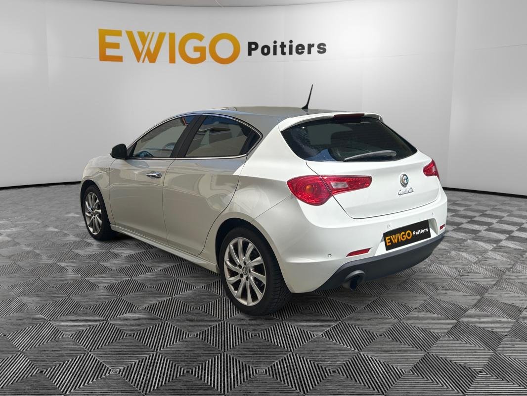 Alfa Romeo Giulietta - Photo 4