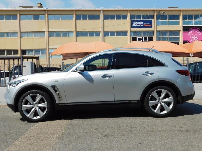 Infiniti FX - Photo 12