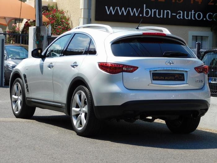 Infiniti FX - Photo 13