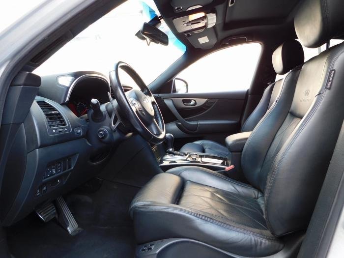 Infiniti FX - Photo 17