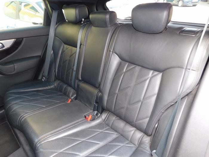 Infiniti FX - Photo 19