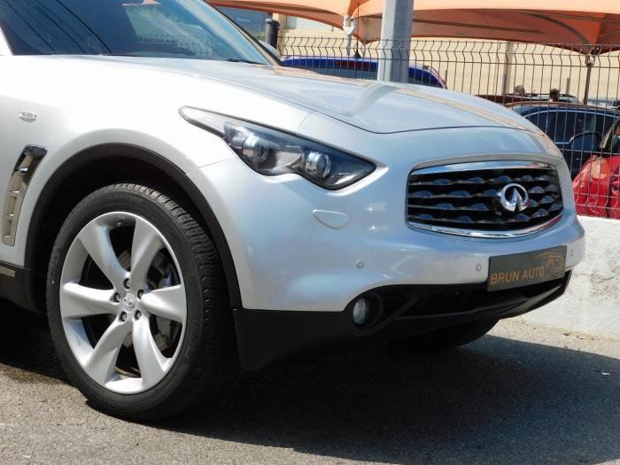 Infiniti FX - Photo 6