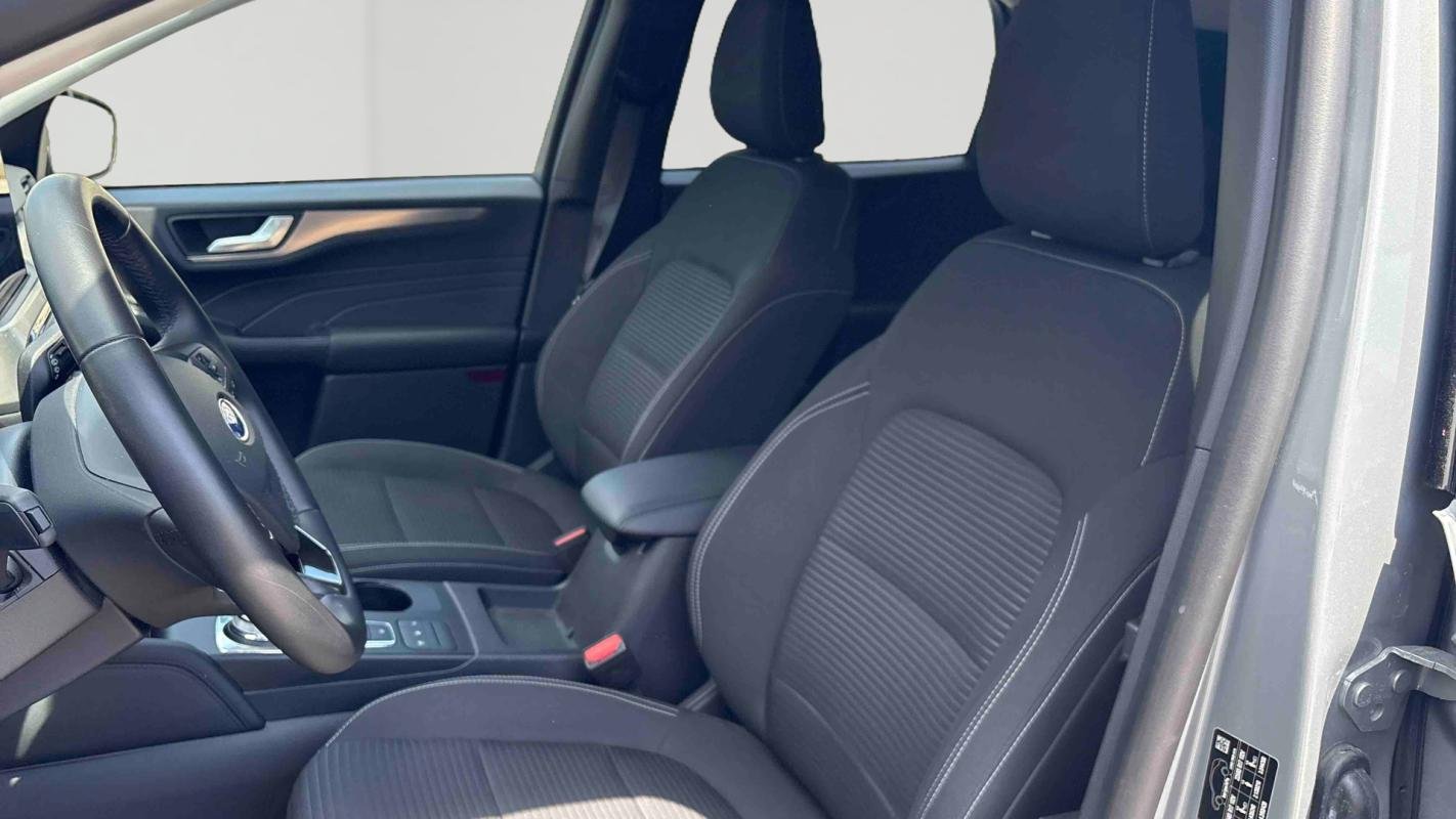Ford Kuga - Photo 11
