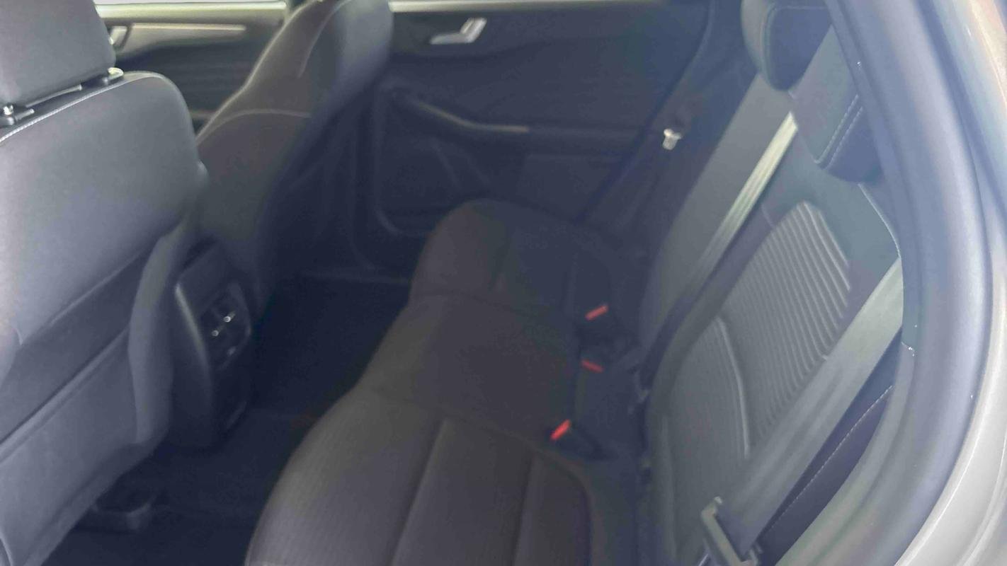 Ford Kuga - Photo 12