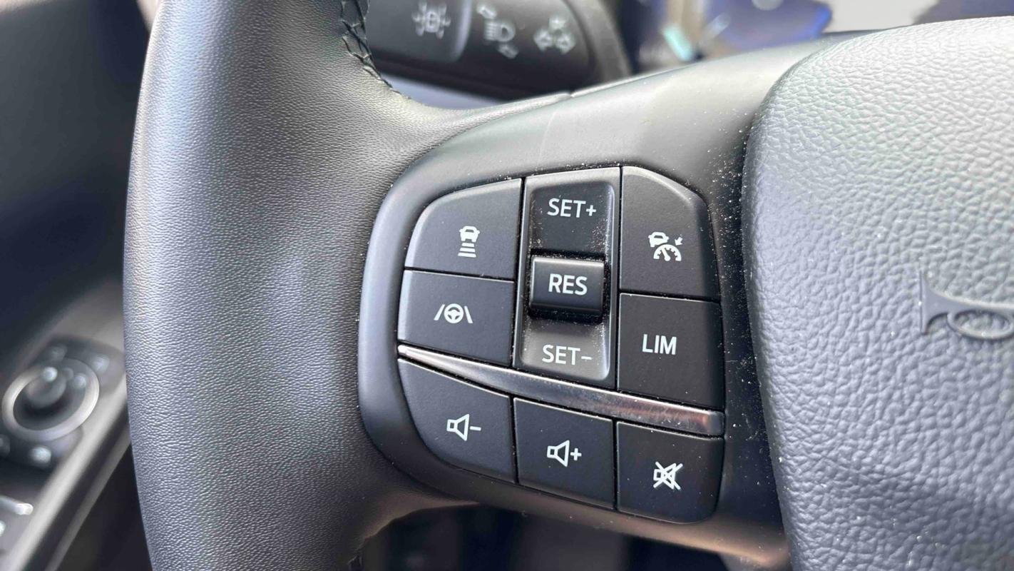 Ford Kuga - Photo 20
