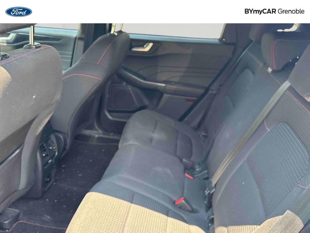 Ford Kuga - Photo 12