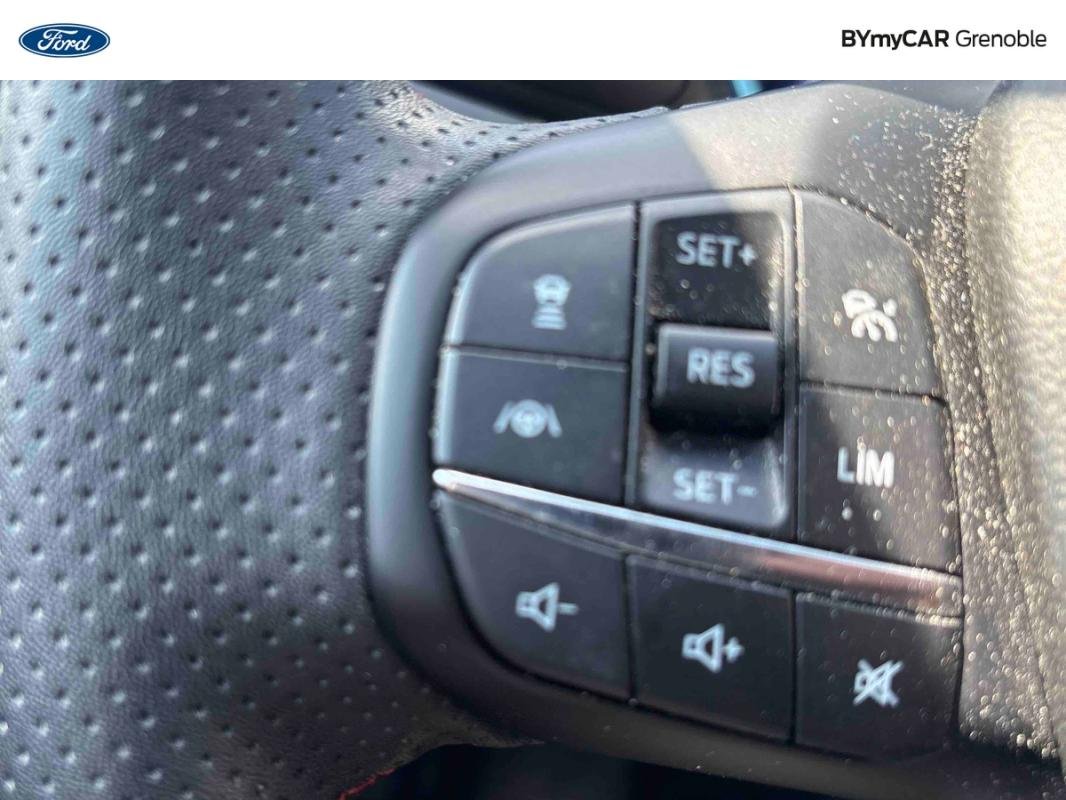 Ford Kuga - Photo 19