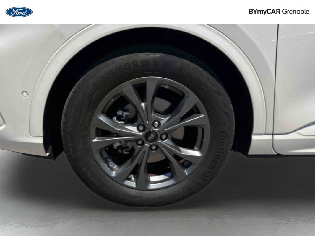 Ford Kuga - Photo 14