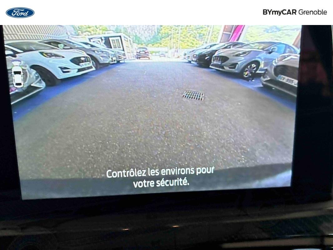 Ford Kuga - Photo 24