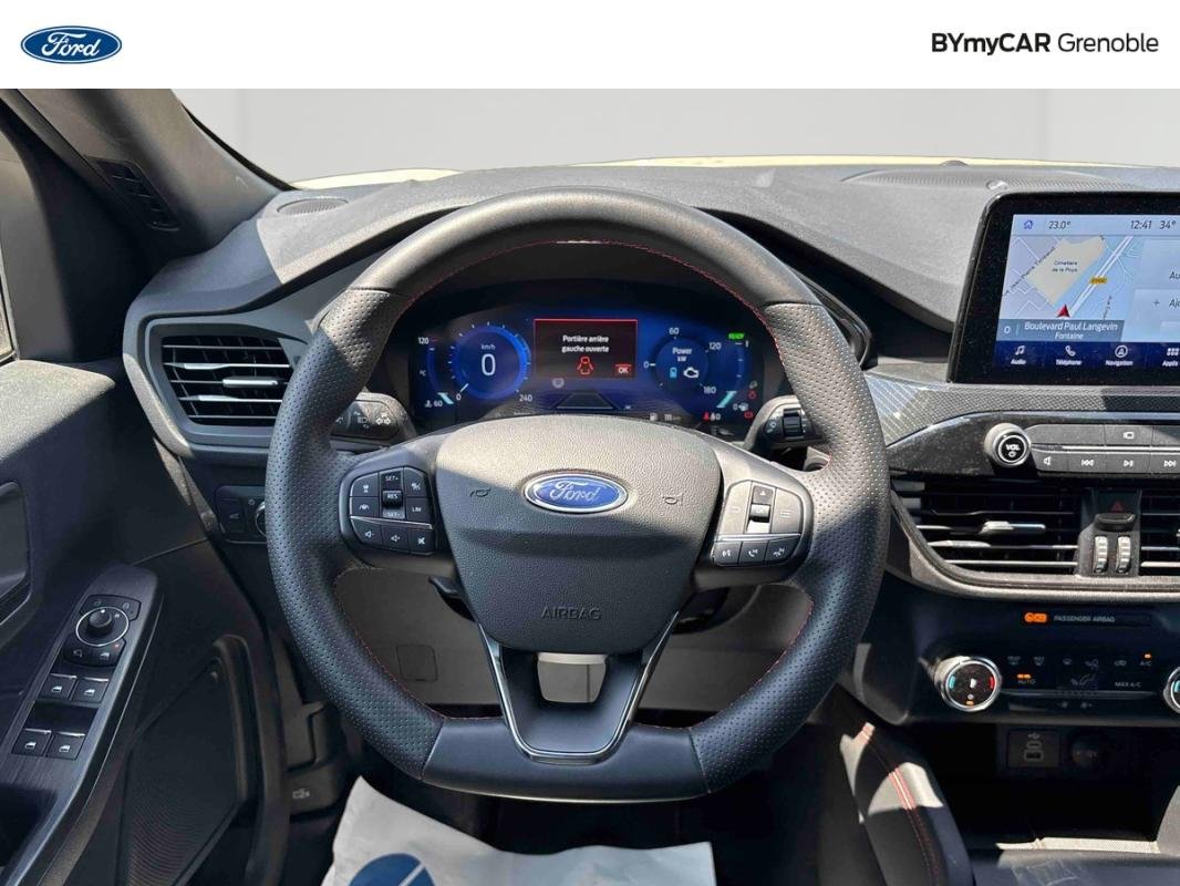 Ford Kuga - Photo 10