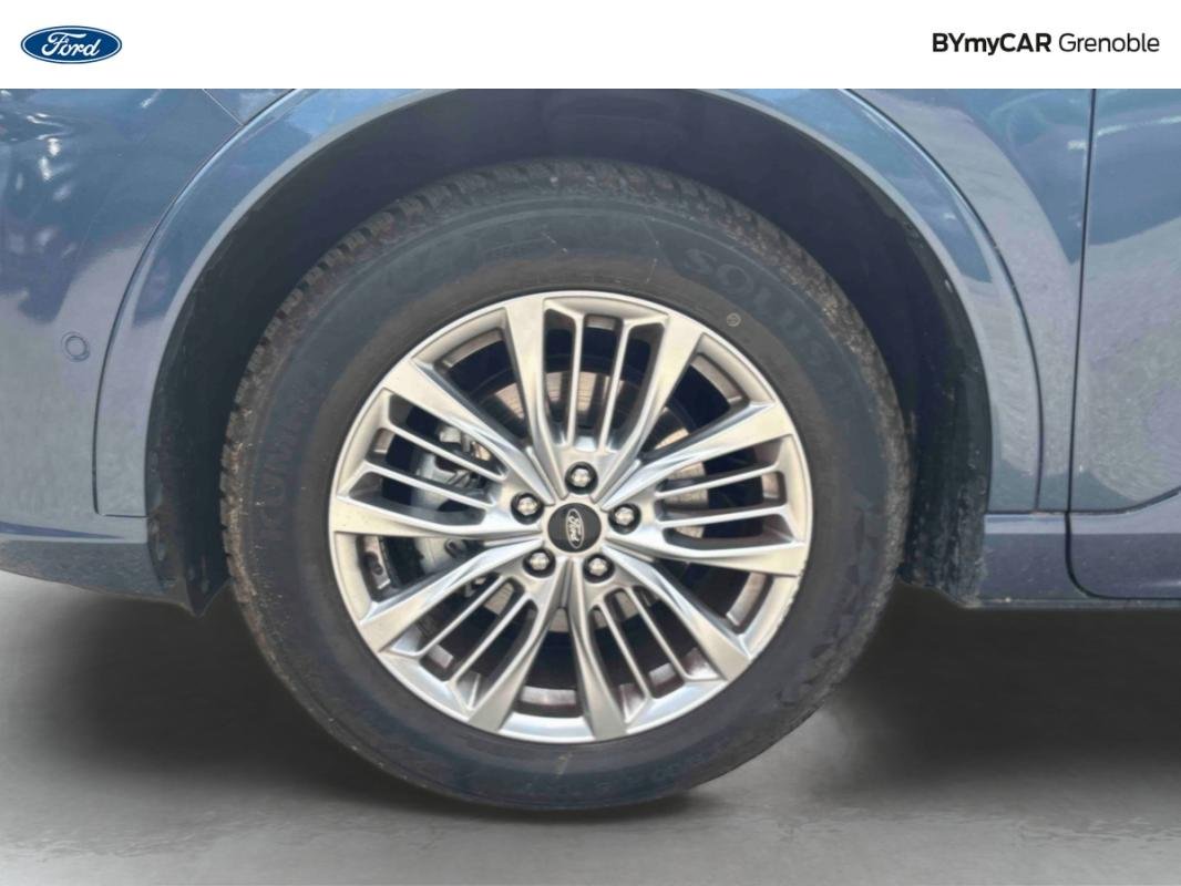 Ford Kuga - Photo 14