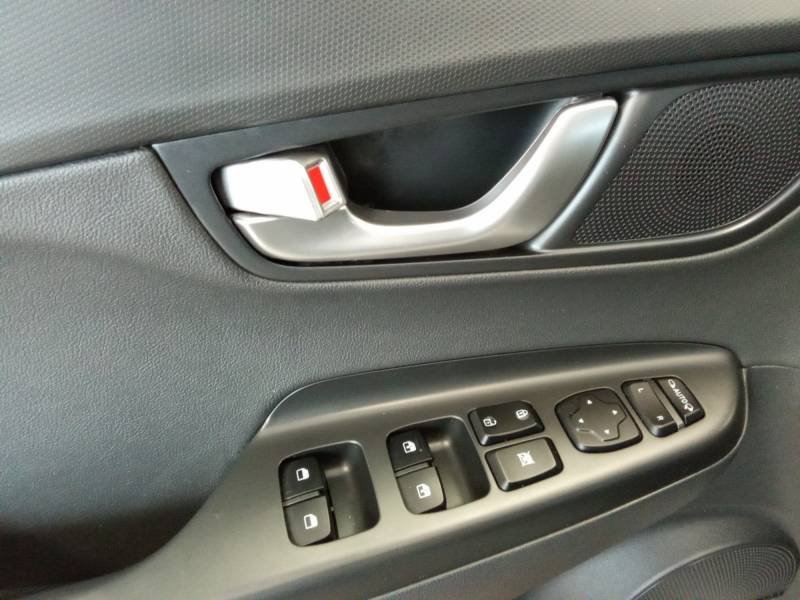Hyundai Kona - Photo 23