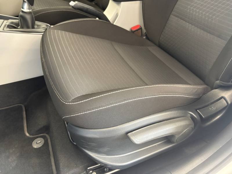 Hyundai i20 - Photo 22