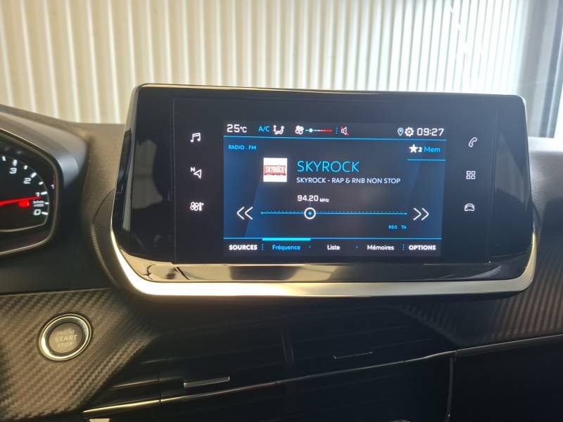 Peugeot 208 - Photo 16