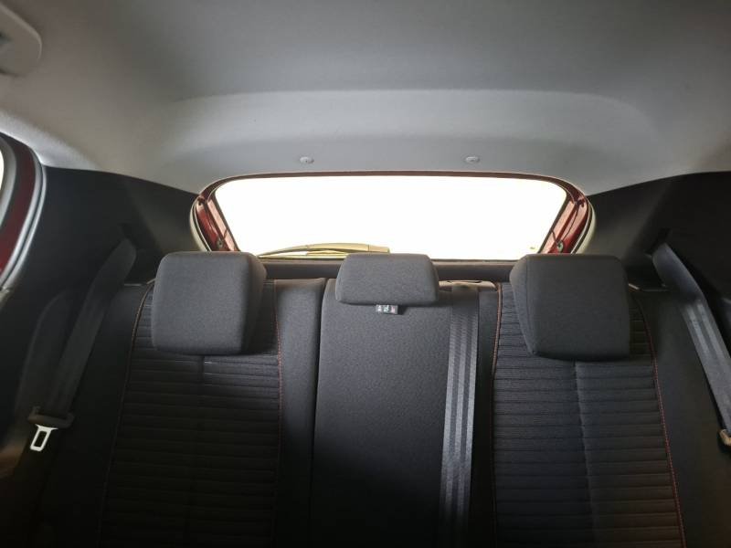 Peugeot 208 - Photo 23