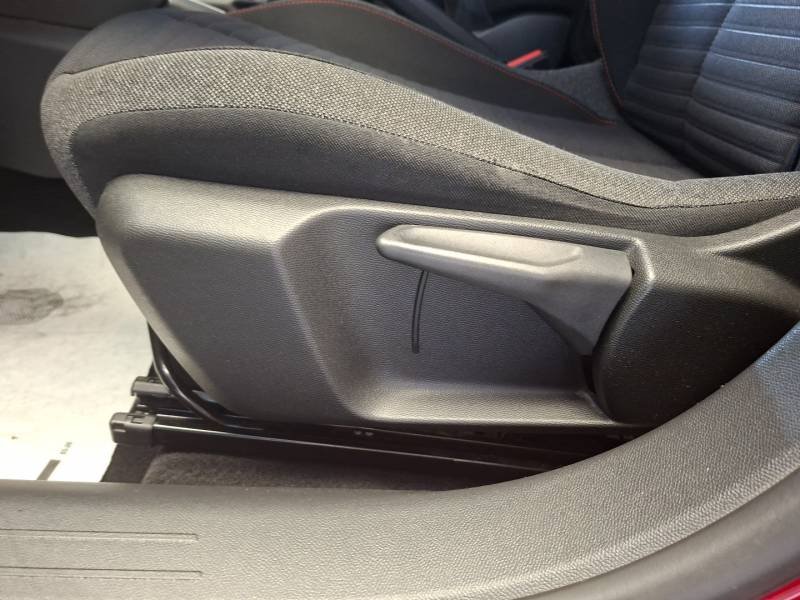 Peugeot 208 - Photo 32