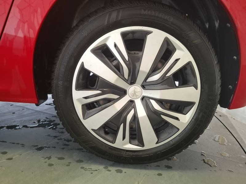 Peugeot 208 - Photo 6