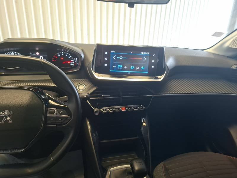 Peugeot 208 - Photo 8