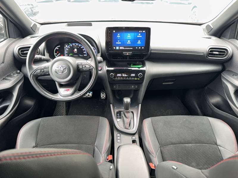 Toyota Yaris - Photo 11