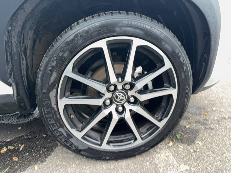 Toyota Yaris - Photo 17