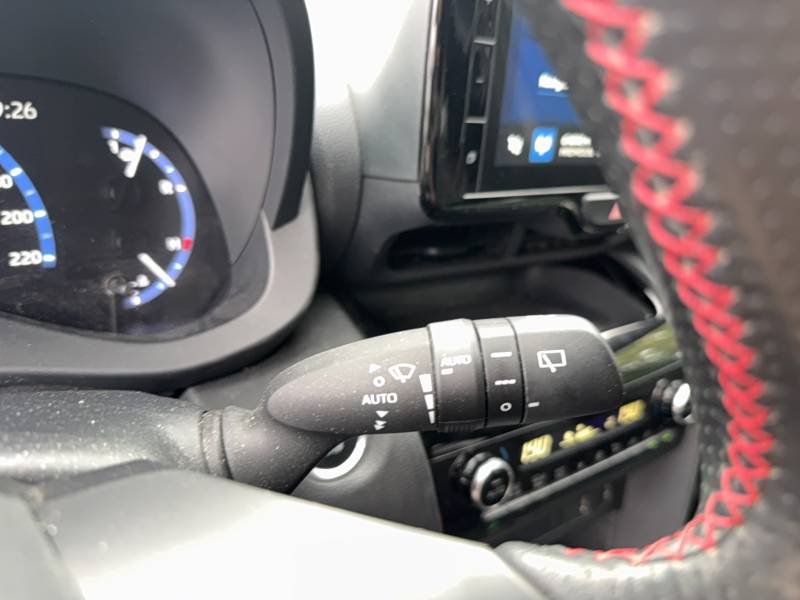 Toyota Yaris - Photo 32