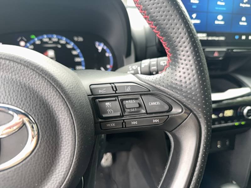 Toyota Yaris - Photo 34