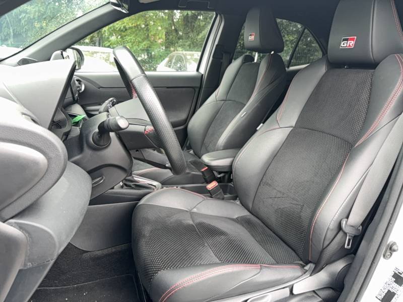 Toyota Yaris - Photo 10