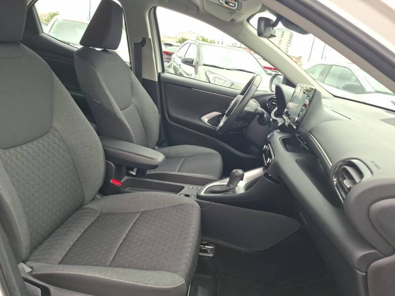 Toyota Yaris - Photo 12
