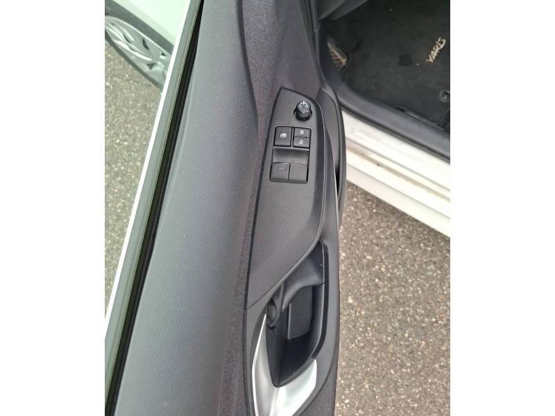 Toyota Yaris - Photo 14
