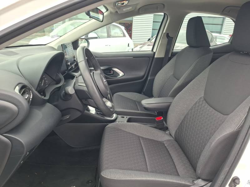 Toyota Yaris - Photo 10