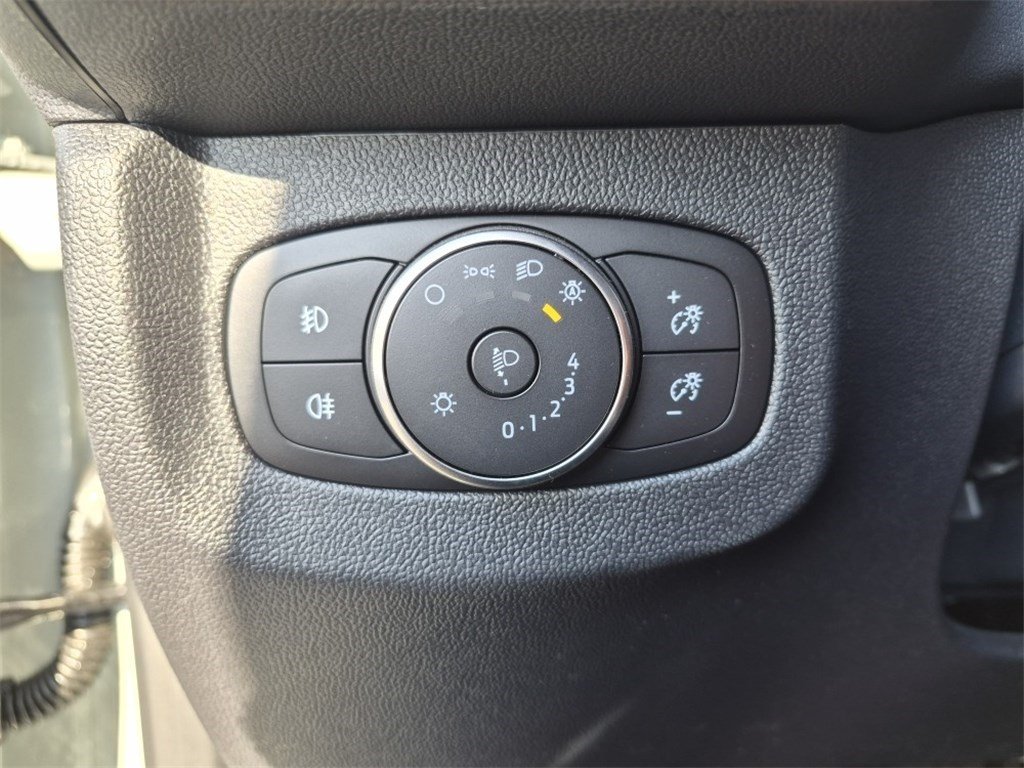 Ford transit courier - Photo 11