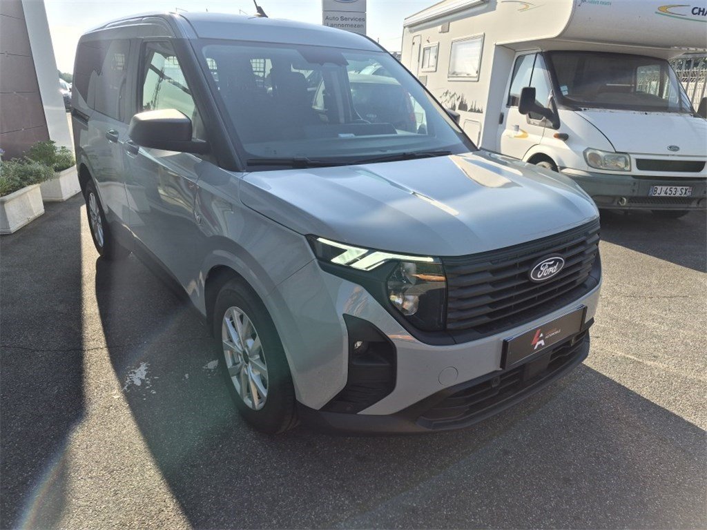 Ford transit courier - Photo 3