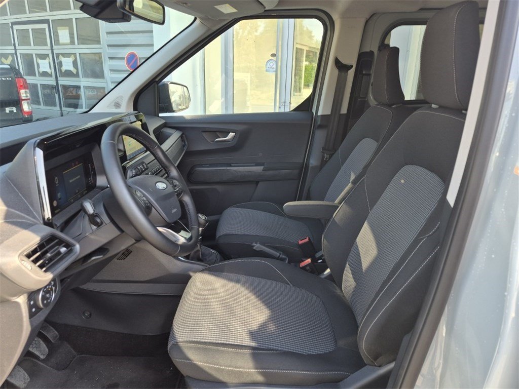 Ford transit courier - Photo 7