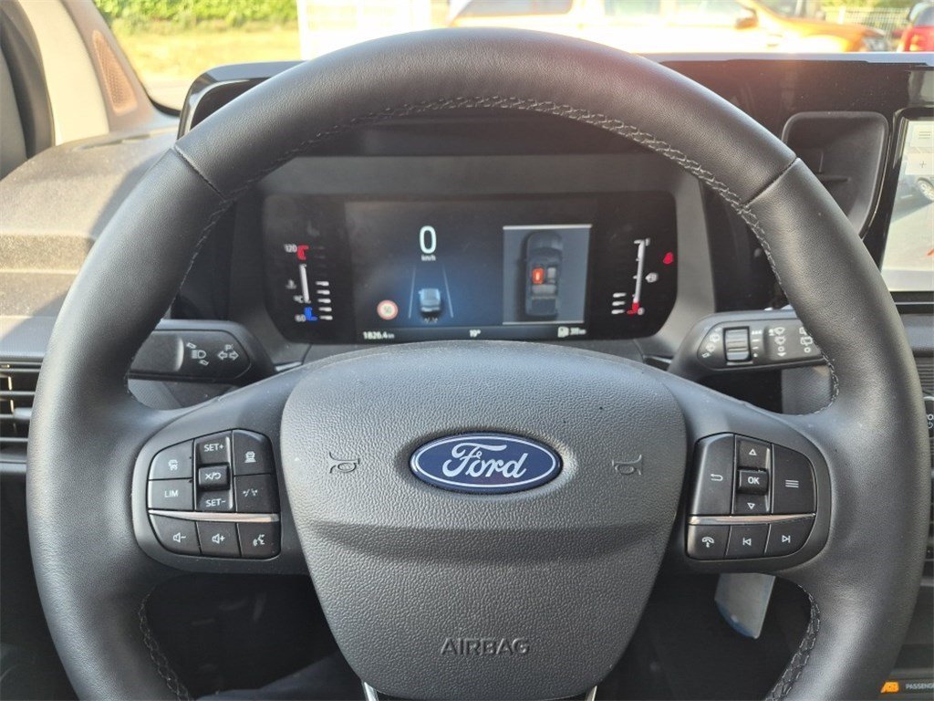 Ford transit courier - Photo 10