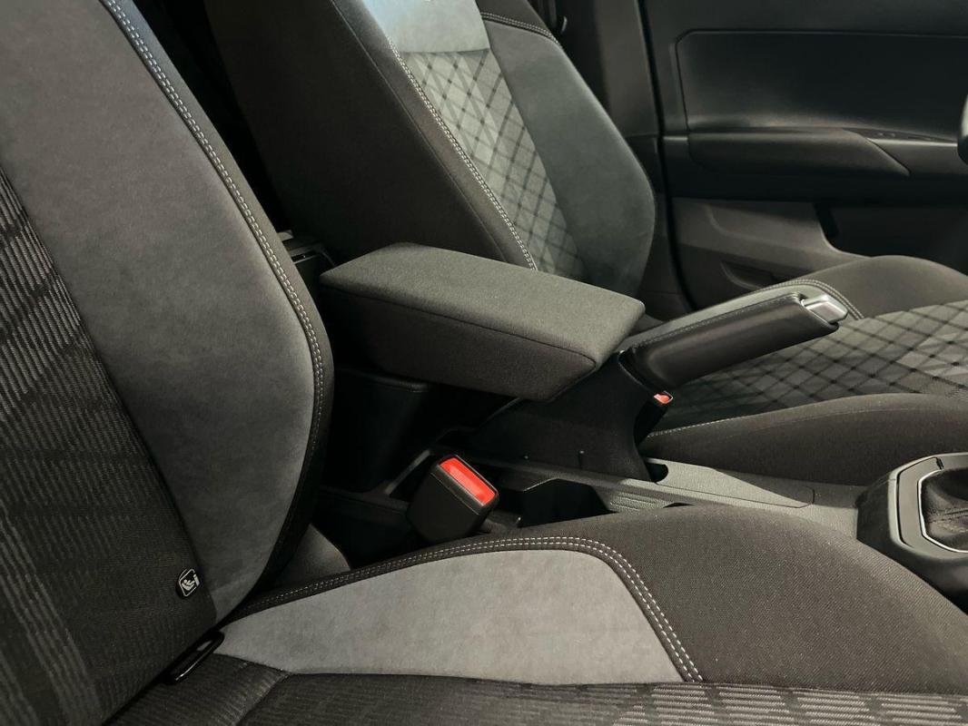 Volkswagen Polo - Photo 17
