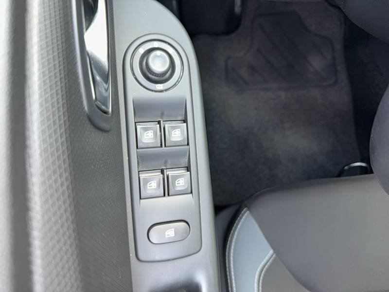 Renault Clio - Photo 13