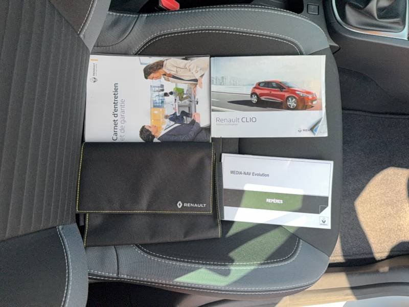 Renault Clio - Photo 23