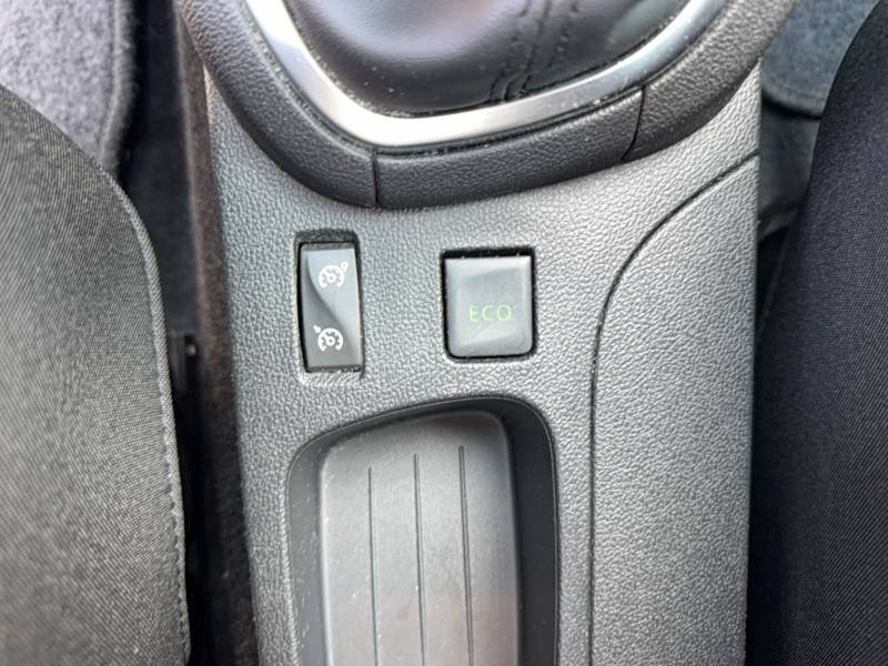 Renault Clio - Photo 27