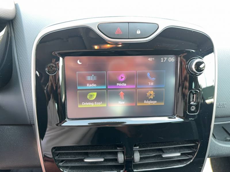 Renault Clio - Photo 30