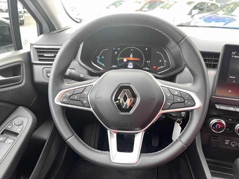Renault Clio - Photo 17