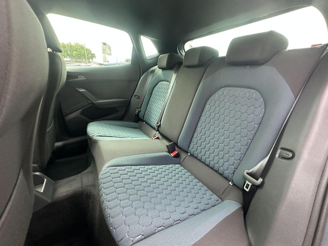 Seat Ibiza - Photo 16