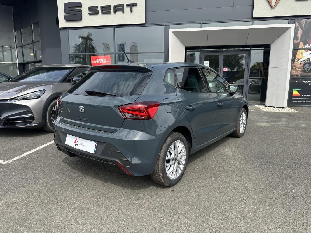 Seat Ibiza - Photo 5
