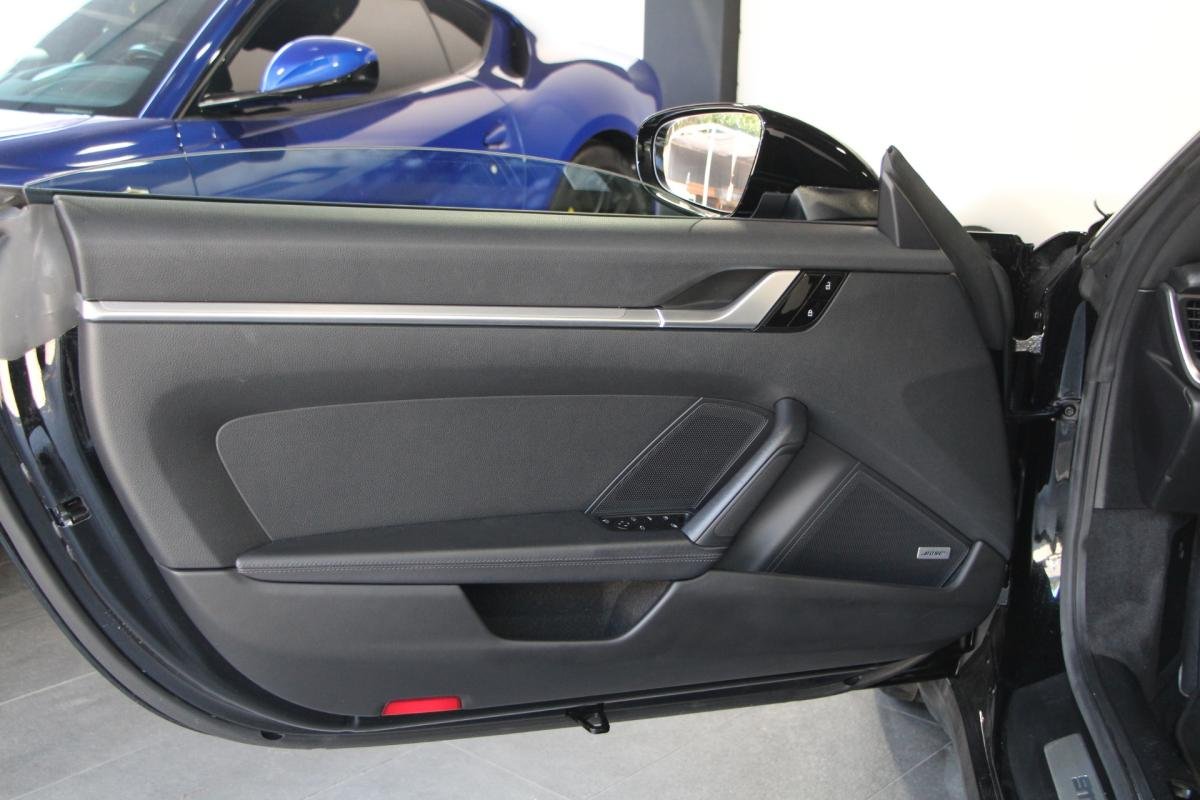 Porsche 911 - Photo 11