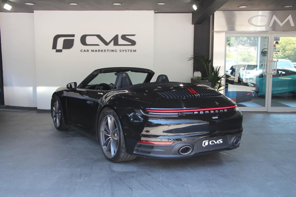 Porsche 911 - Photo 4