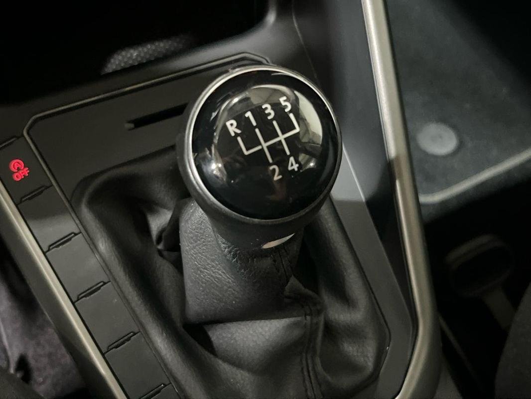 Volkswagen Polo - Photo 11
