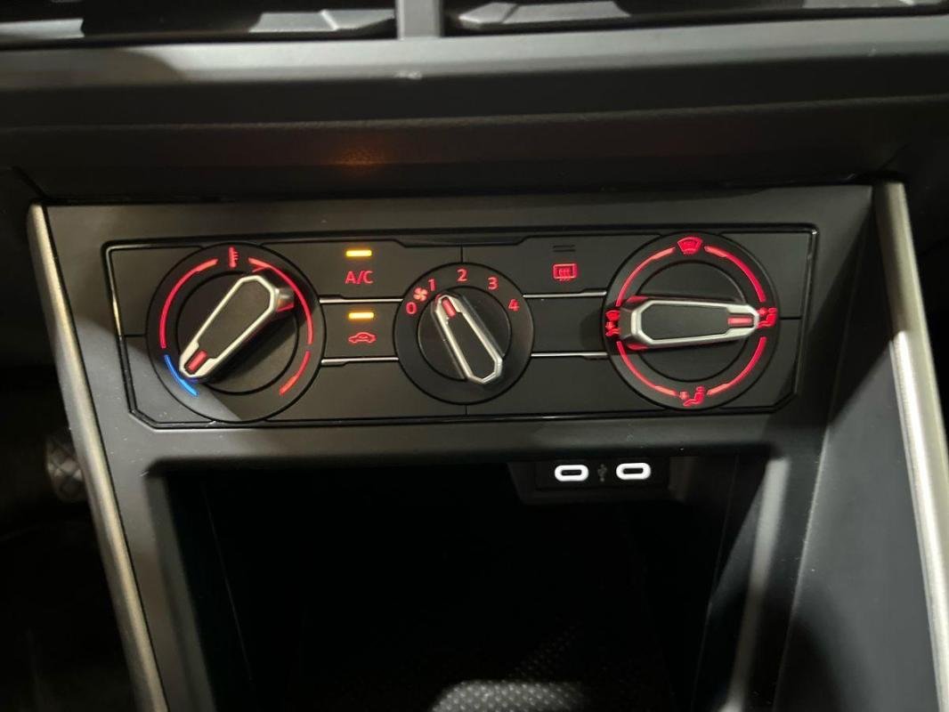 Volkswagen Polo - Photo 19