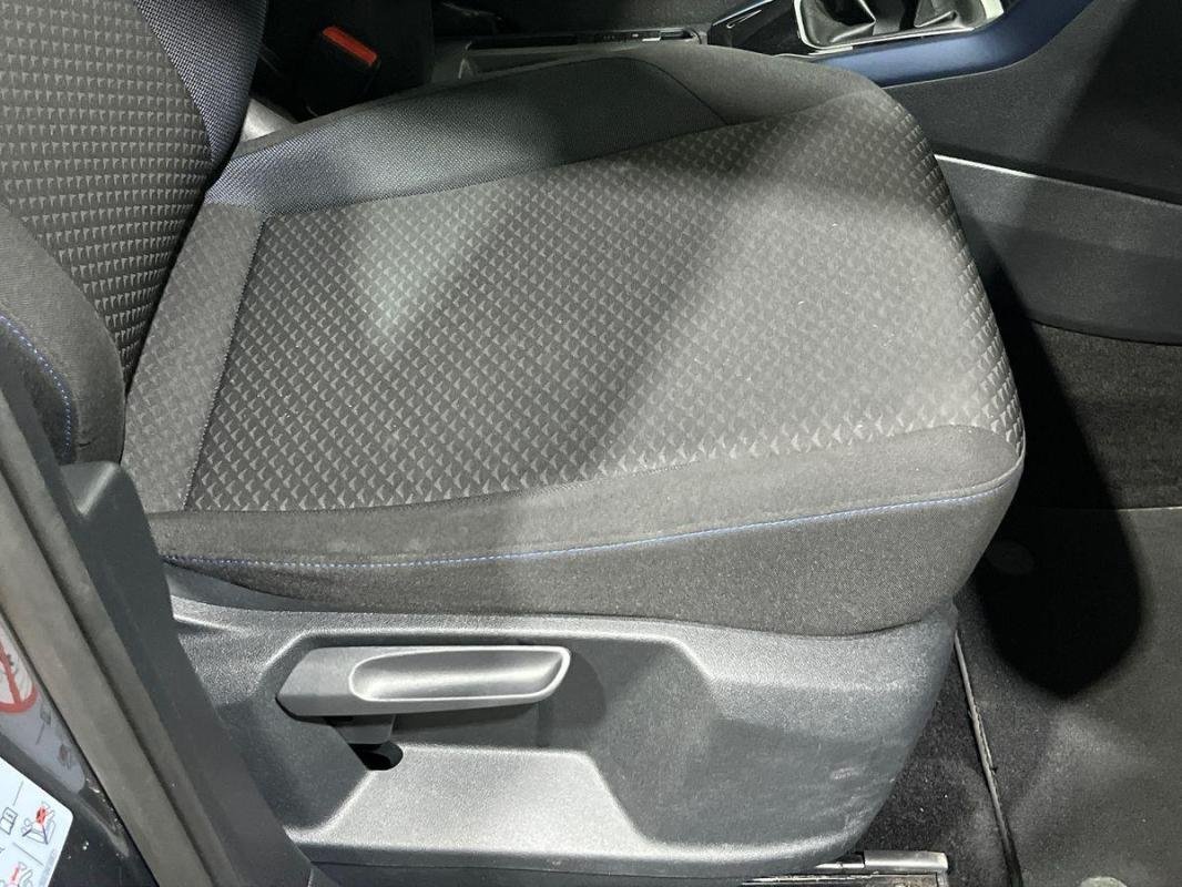Volkswagen T-Roc - Photo 14