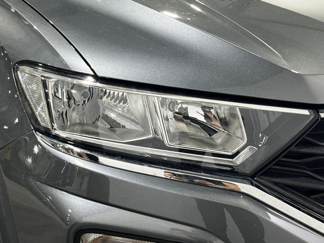Volkswagen T-Roc - Photo 25