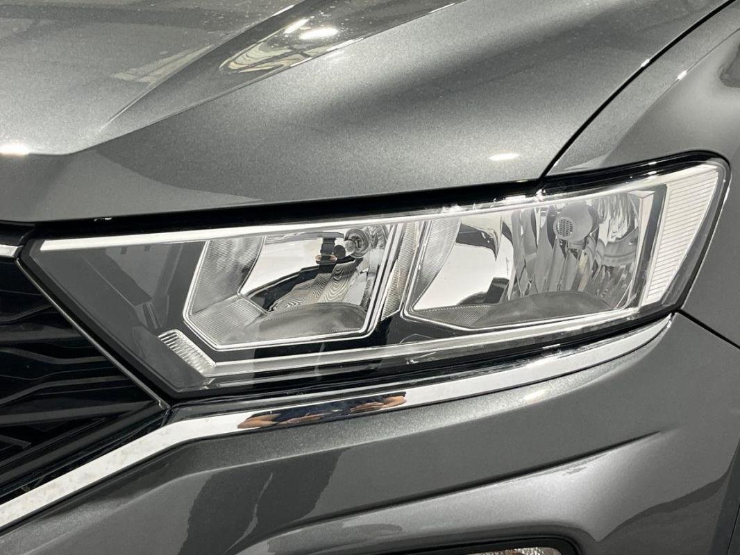 Volkswagen T-Roc - Photo 26
