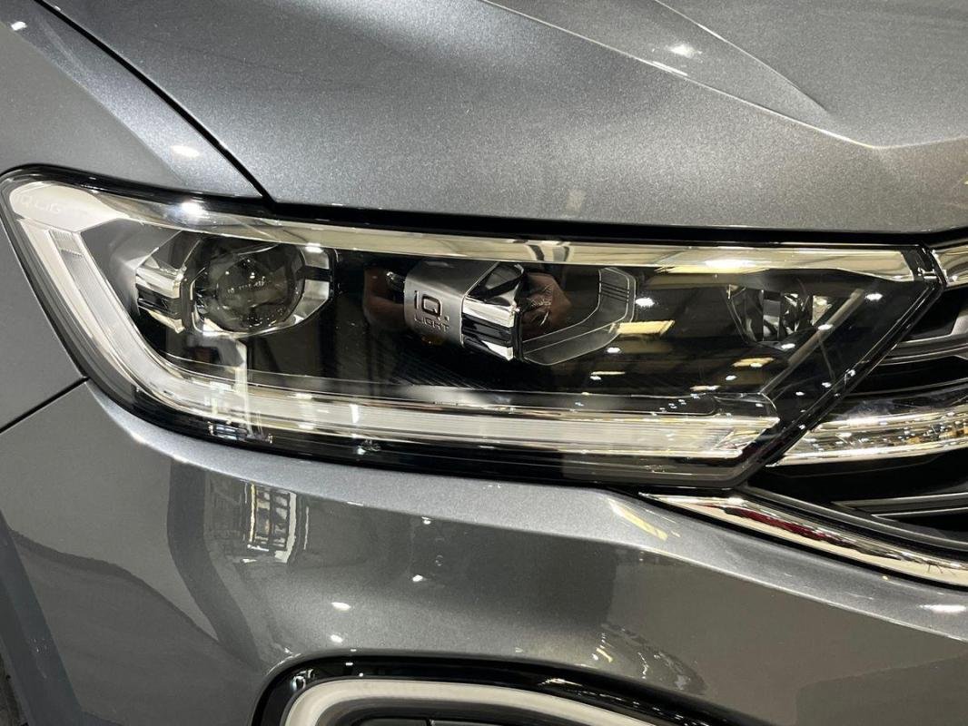 Volkswagen T-Roc - Photo 25